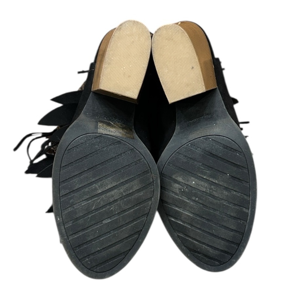 Qupid Black Faux Suede Peep Toe Stacked Heel Bootie with Feathers Women’s Size 9 - Picture 10 of 11